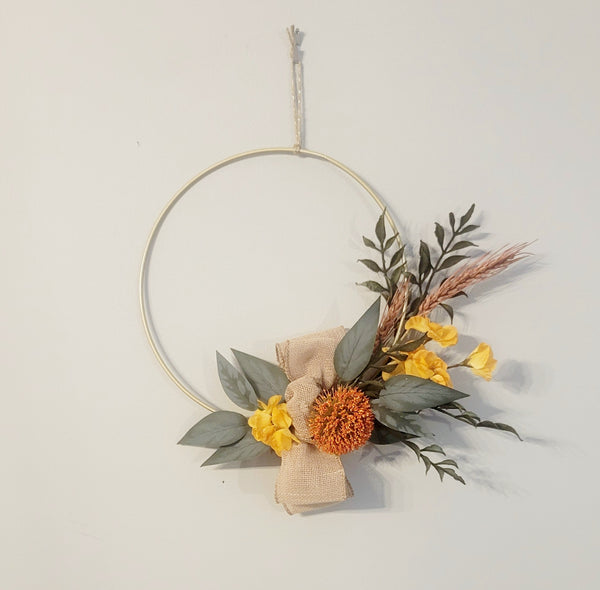 10" Metal Ring Wreath
