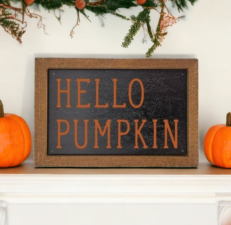 "Hello Pumpkin" sign